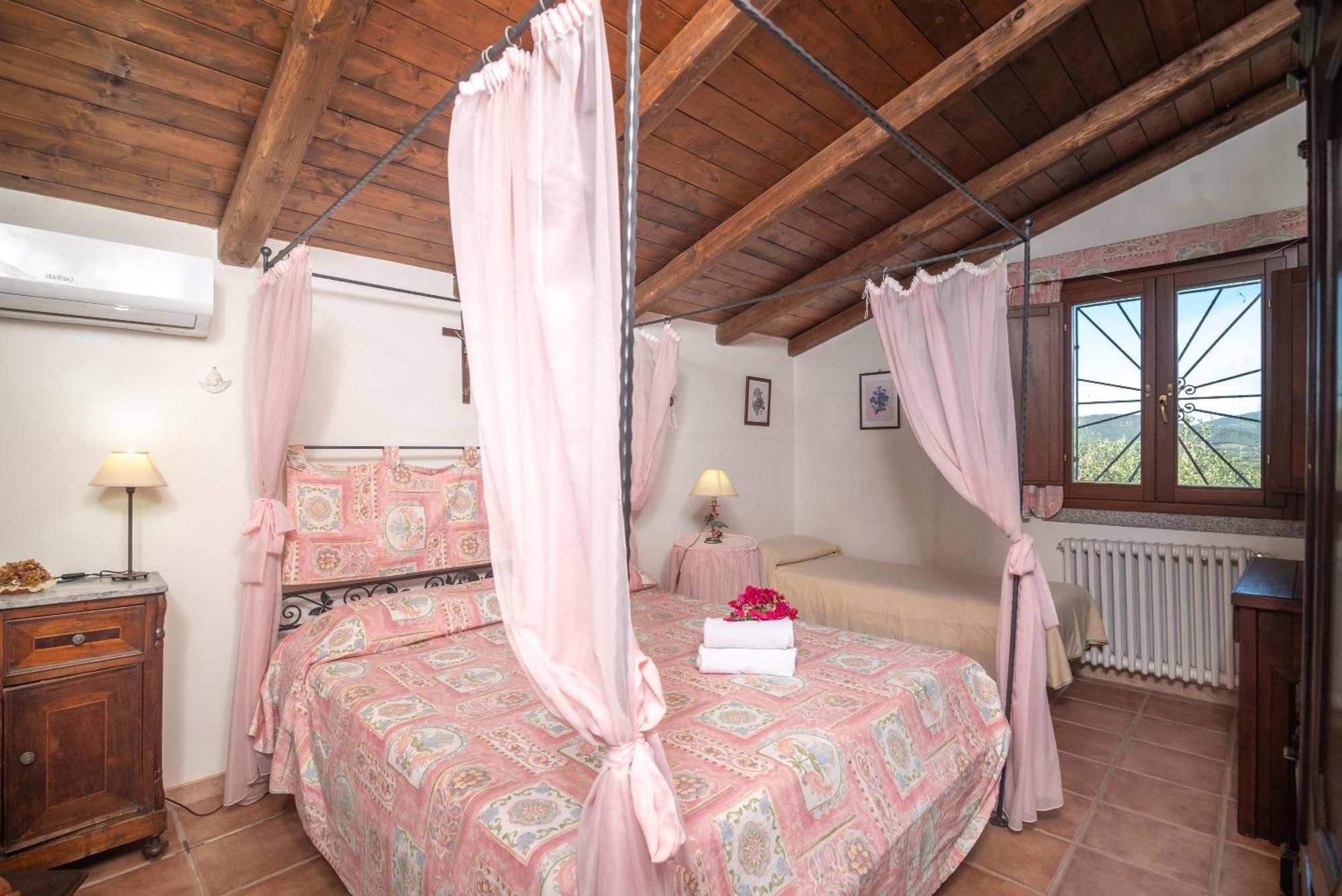 Villa Peditoltu Olbia Buitenkant foto