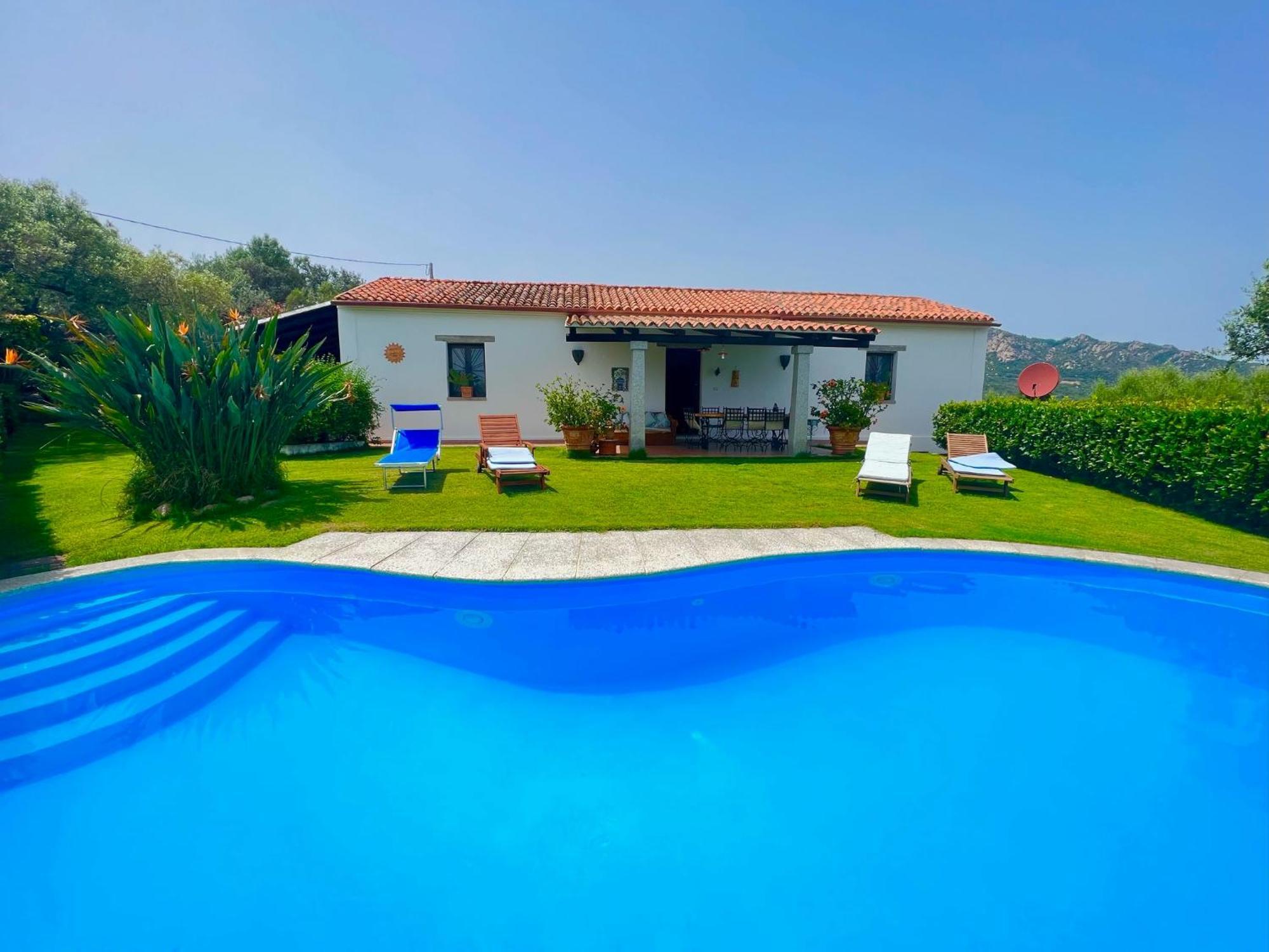 Villa Peditoltu Olbia Buitenkant foto